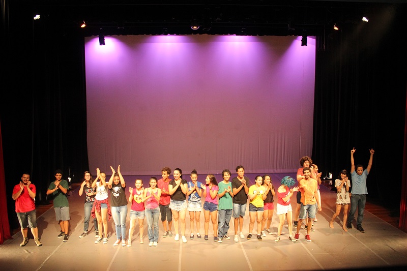 O grupo Corpo Composto tem no elenco 19 alunos do Câmpus Aparecida de Goiânia, sendo 18 do Ensino Médio (foto: Amanda Pascoal)